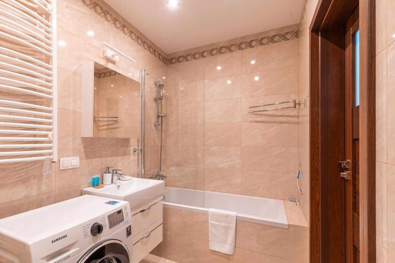 Wroclawska Comfort Apartment คราคูฟ ภายนอก รูปภาพ